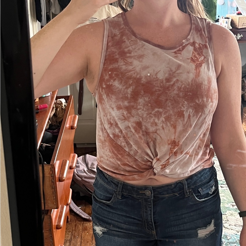 XL 90 degrees twist front crop top tie dye